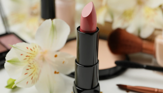 What Consumers Should Know About Ingredients in Natural Lipsticks and Foundations