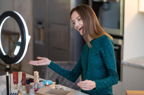 How to Build Confidence With Clean Beauty Products