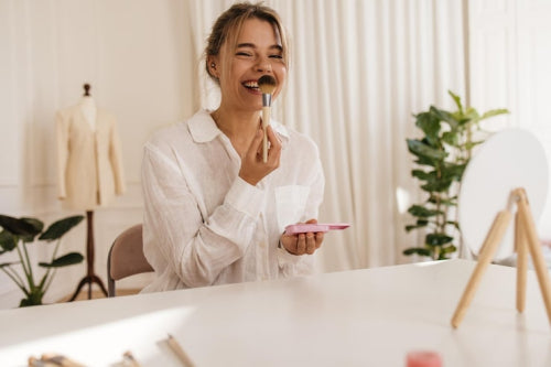 How Organic Makeup Supports Everyday Self-Care