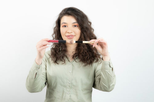 How to Compare Natural Makeup Ingredients