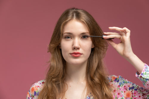 How to Choose Organic Mascara for Everyday Wear