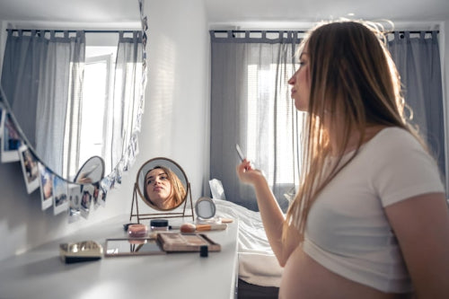 Pregnancy-Safe Makeup: What You Need to Know Before You Buy