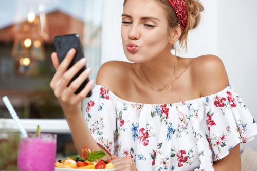 Clean Beauty Conversations on TikTok Highlight the Importance of Safer Lip Ingredients