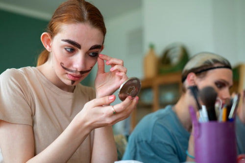 Why Makeup Artists Are Rebuilding Their Kits Around Organic and Low-Toxin Staples