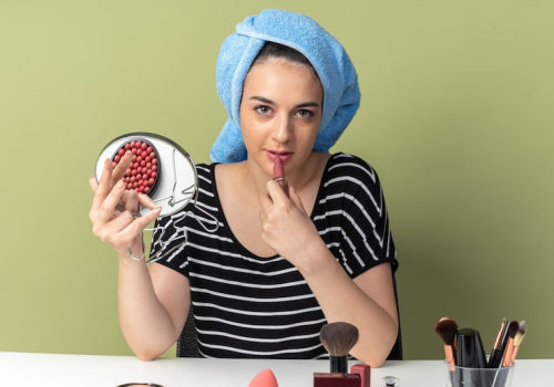 Natural Alternatives to Harsh Chemical Makeup