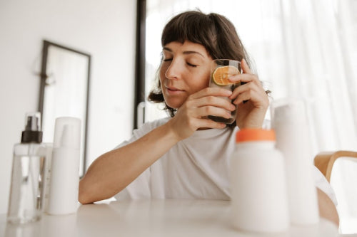 Why Anti-Inflammatory Ingredients Matter in Cosmetics