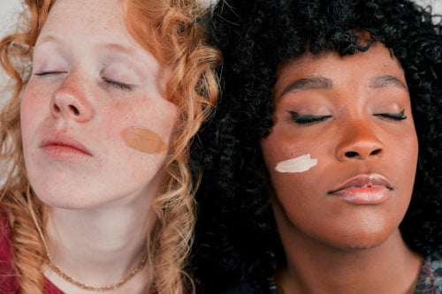 Comparing Texture Types: Cream vs Powder Makeup