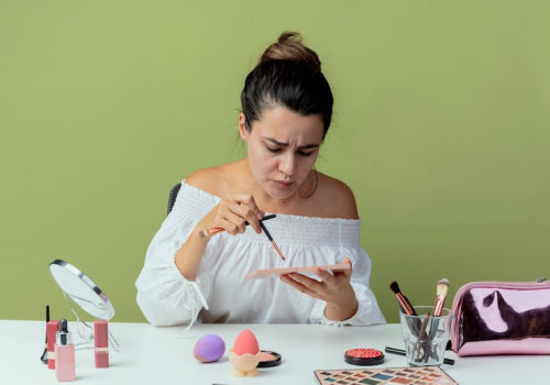 How to Identify Truly Clean and Non Toxic Makeup Products