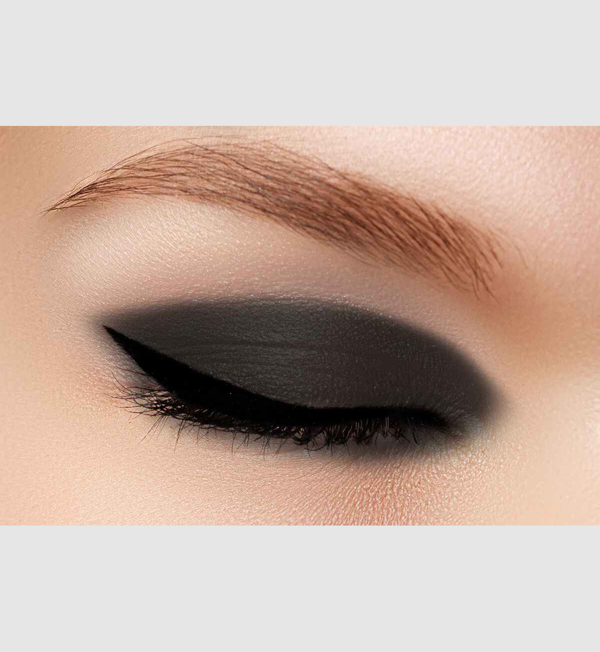 Illuminating Eyeshadow Refill Pan