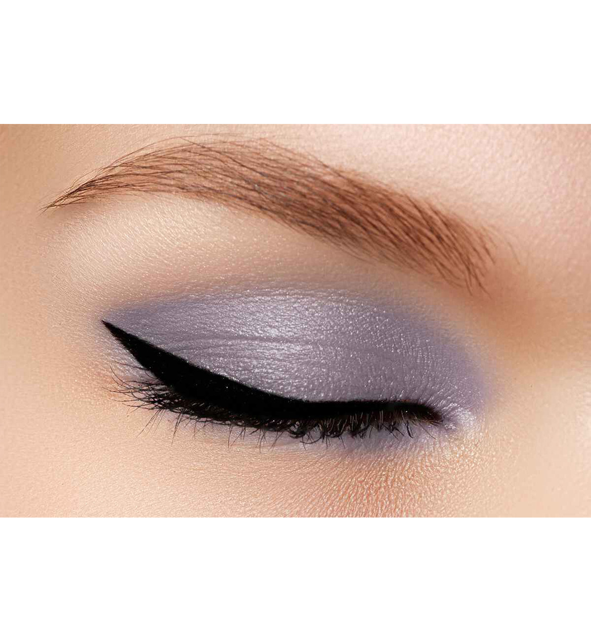 Illuminating Eyeshadow Refill Pan