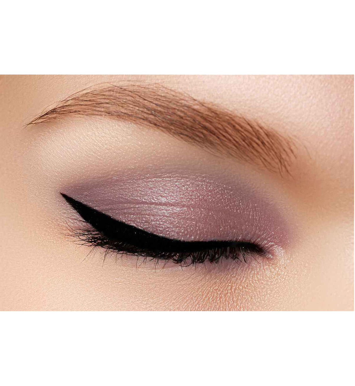 Illuminating Eyeshadow Refill Pan