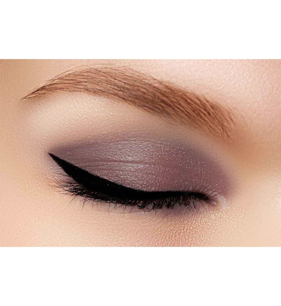 Illuminating Eyeshadow Refill Pan